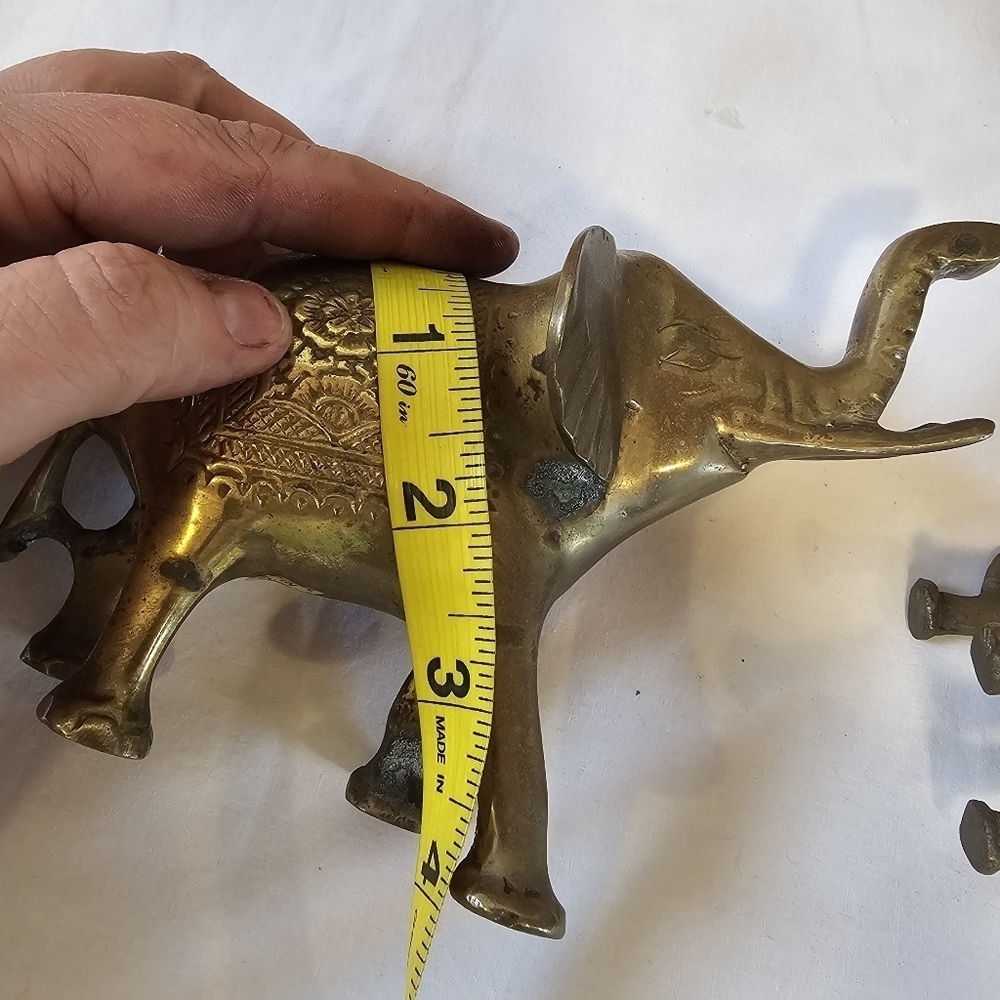 Set Of Two Etched Shell Vintage Brass Elephant Sculpture Figure Animal MCM - Picture 7 of 9